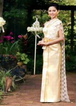 Thai Chakkri Dress