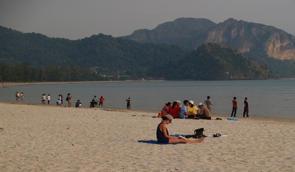 Noppharattara Beach Beach