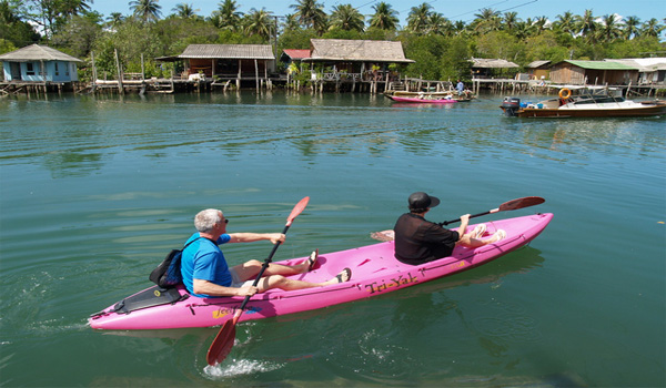 sea canoeing